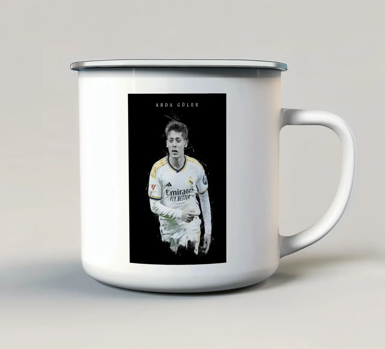 Arda Güler tazza in smalto da tenten
