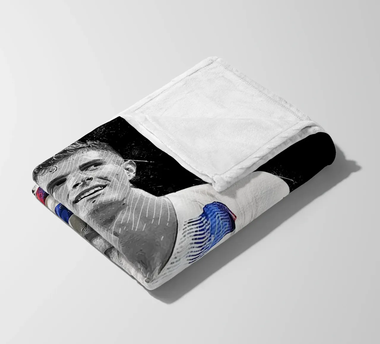 Christian Pulisic coperta in pile da tenten