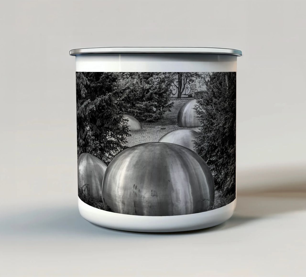 Palle e alberi tazza in smalto da Edenart