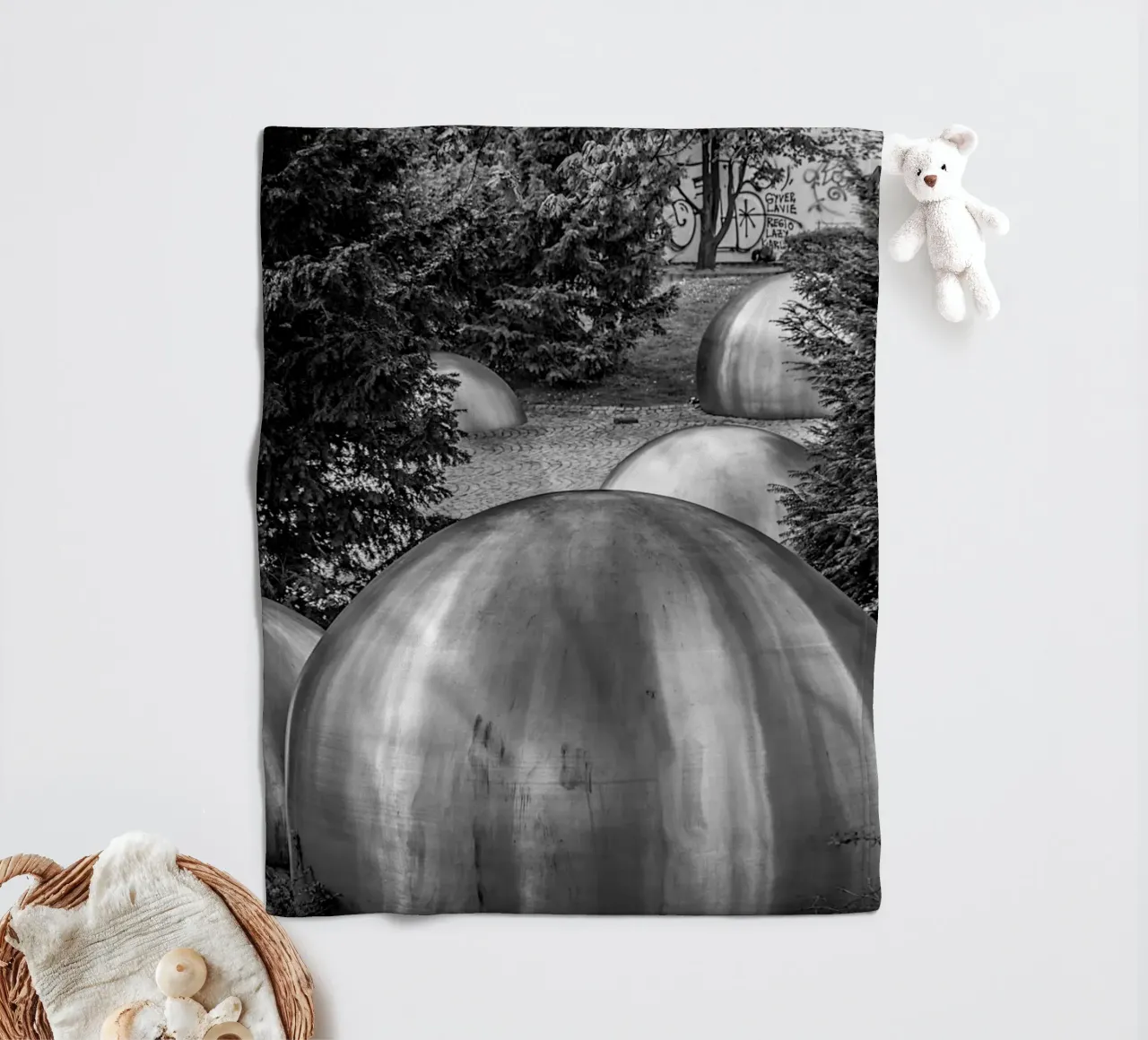 Balls and Trees fleece blanket by Edenart
