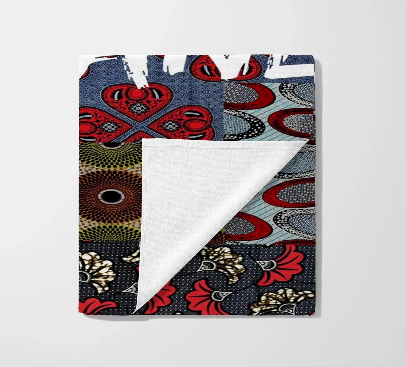 Guyane beach towel by Mathudace Créas