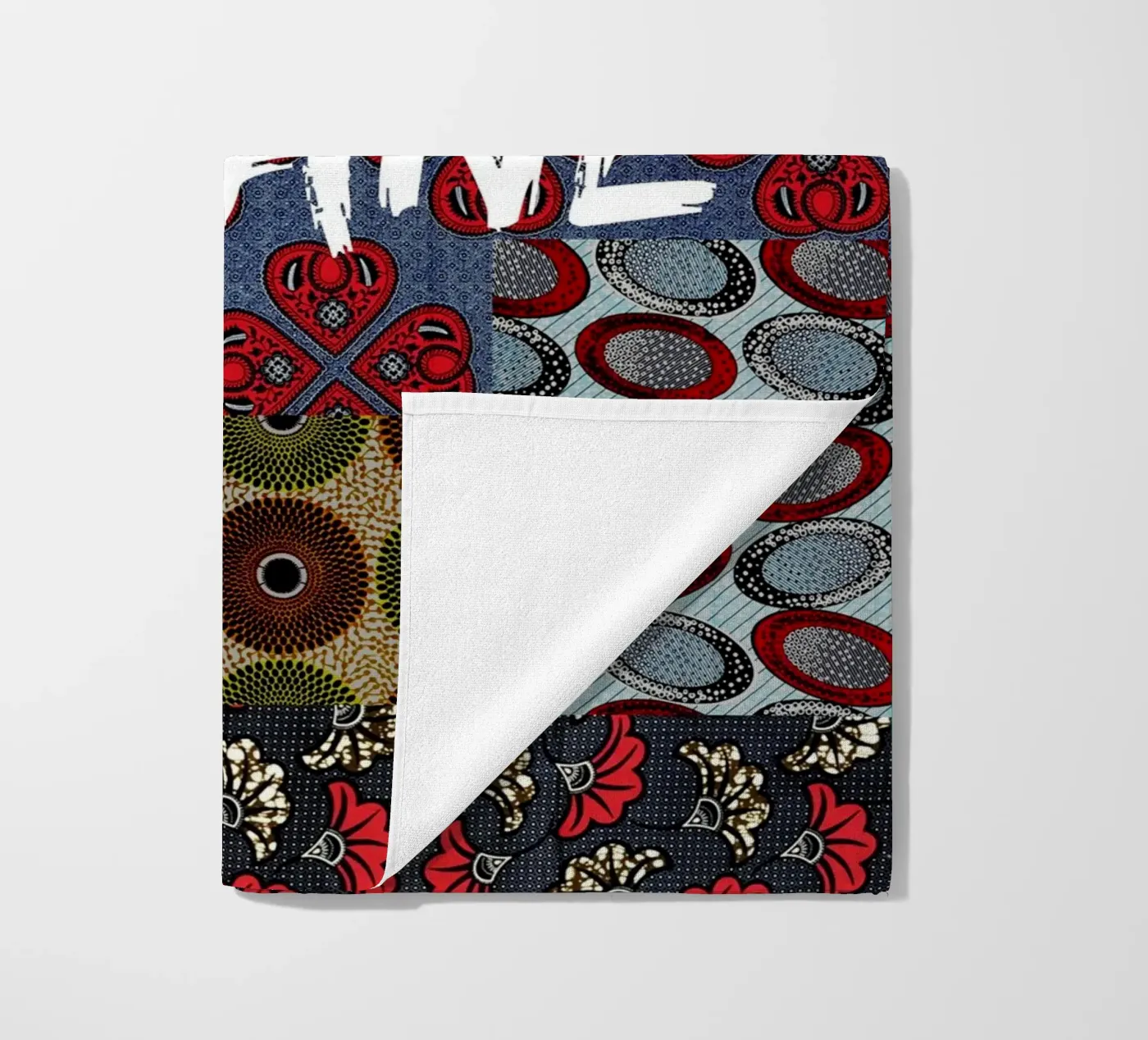 Guyane beach towel by Mathudace Créas