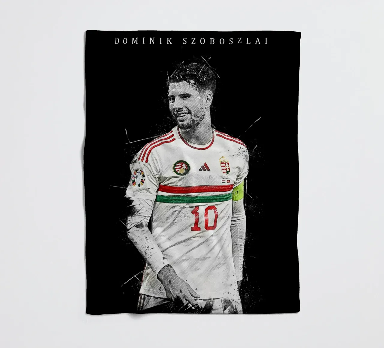Dominik Szoboszlai coperta in pile da tenten