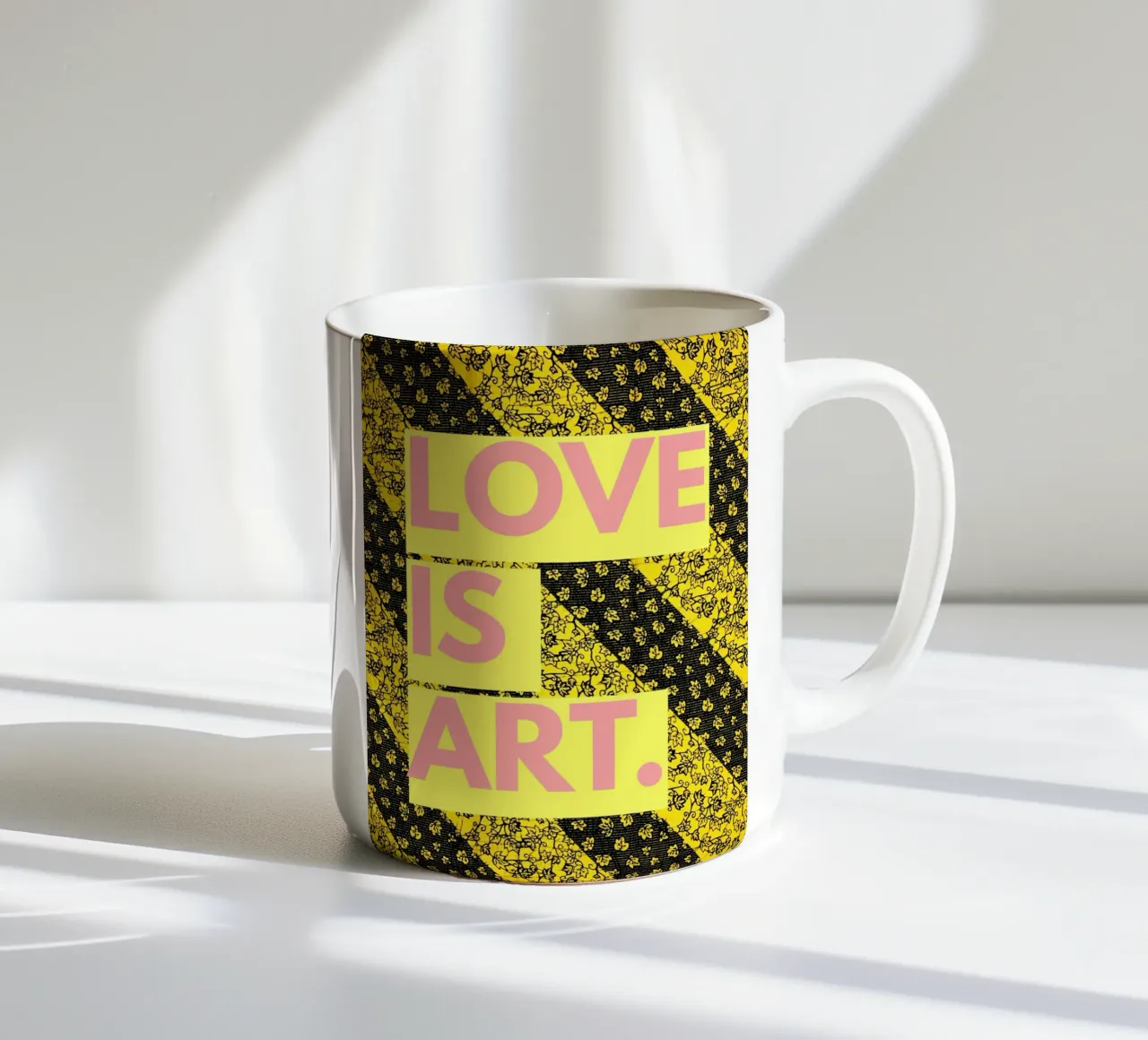 Love is art tazza in ceramica da Mathudace Créas