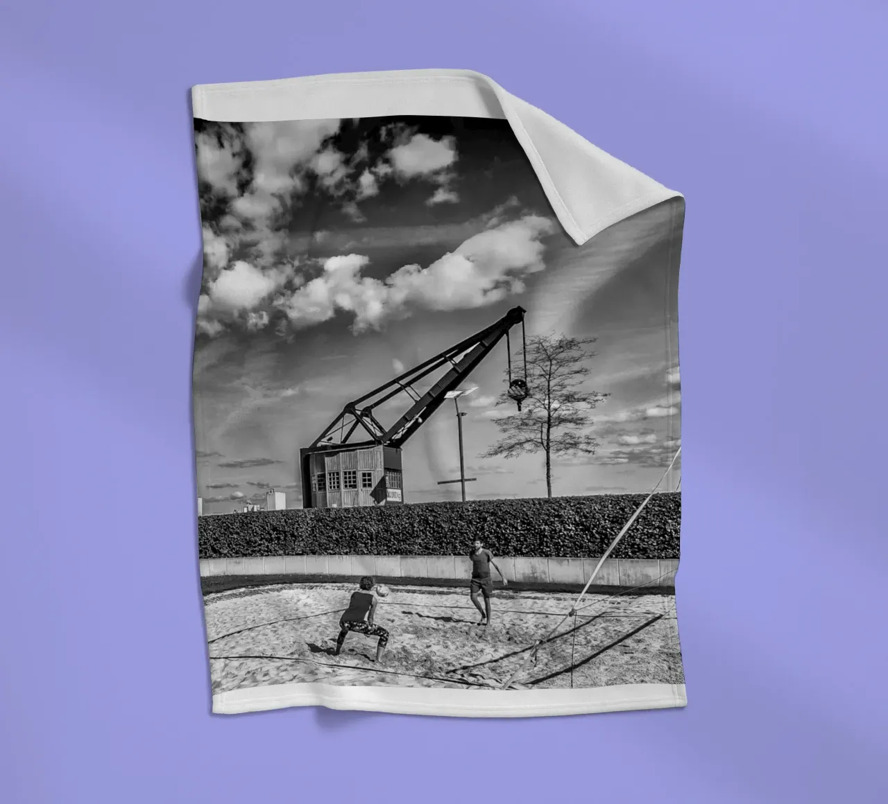 Krähne-Volley fleece blanket by Edenart