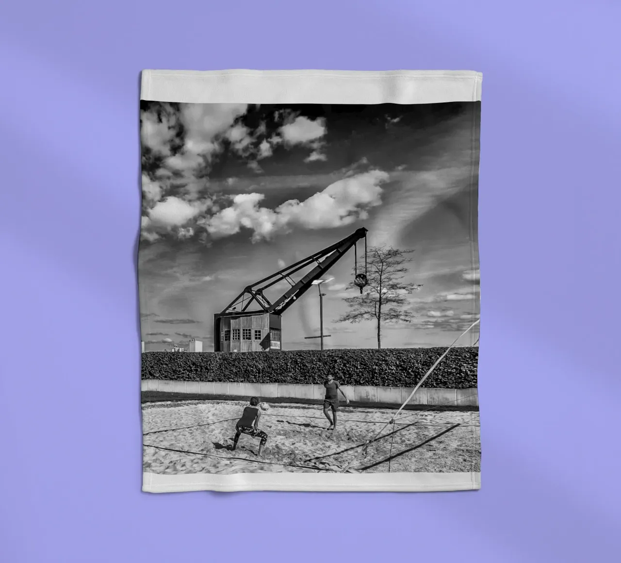 Krähne-Volley fleece blanket by Edenart