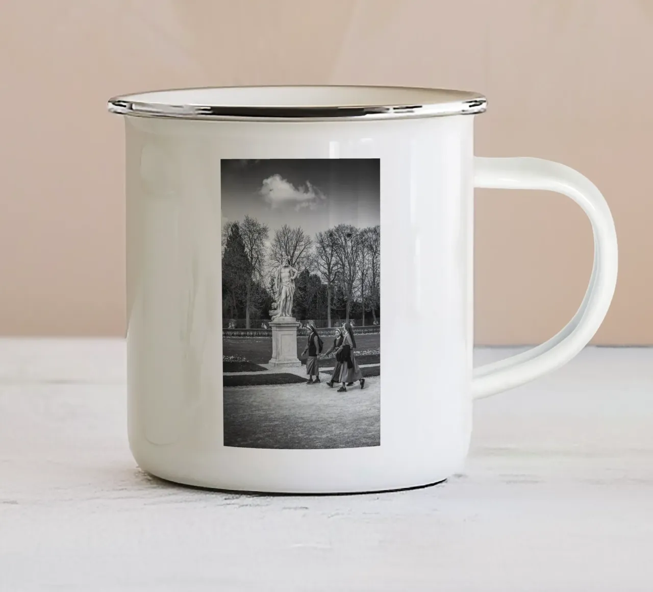 Distrazione tazza in smalto da Edenart