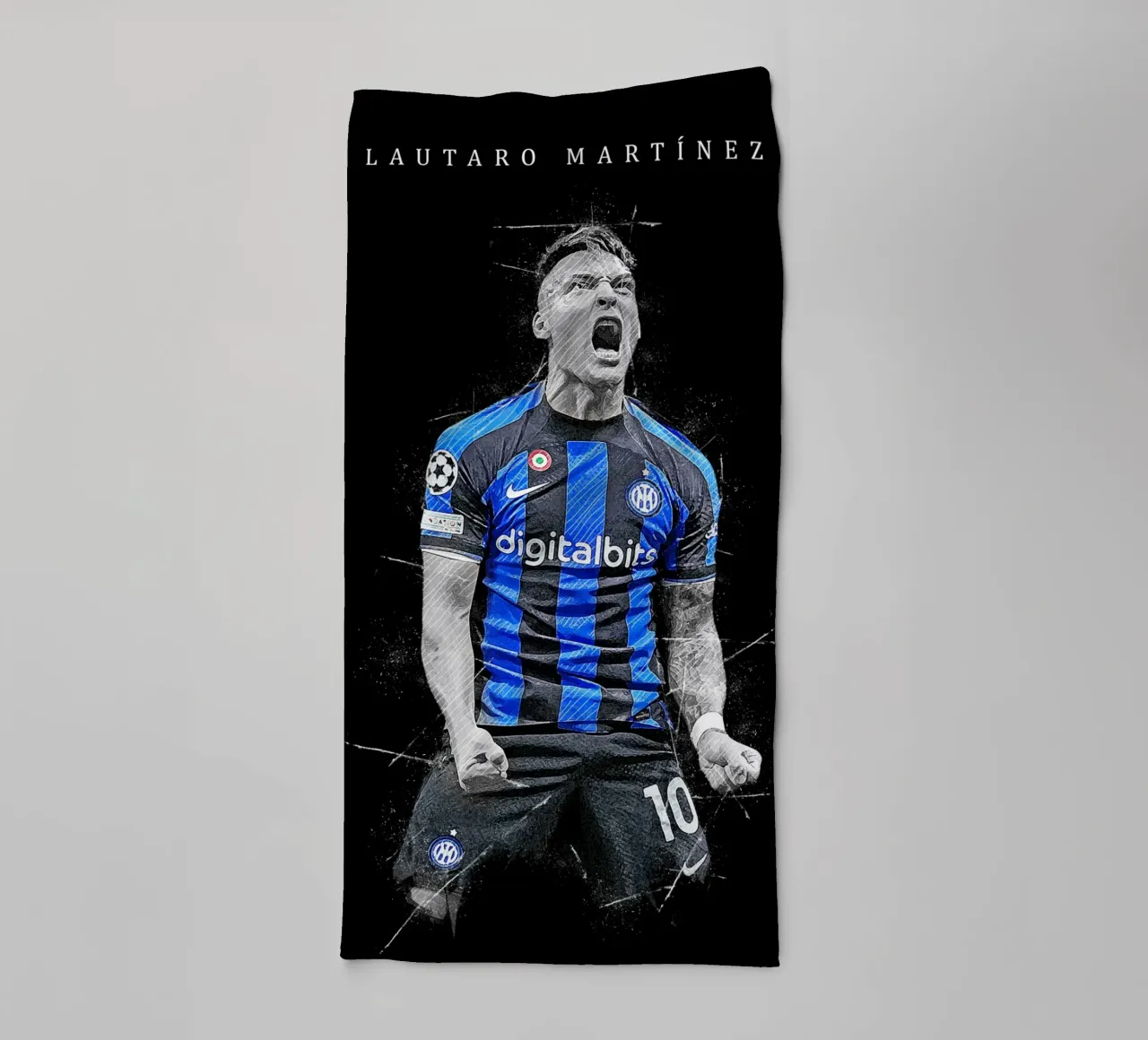 Lautaro Martínez towel by tenten