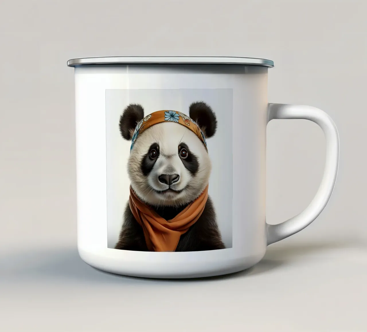 Adorabile panda da parete - Ritratto di animale stravagante tazza in smalto da FlexiDesignsByK