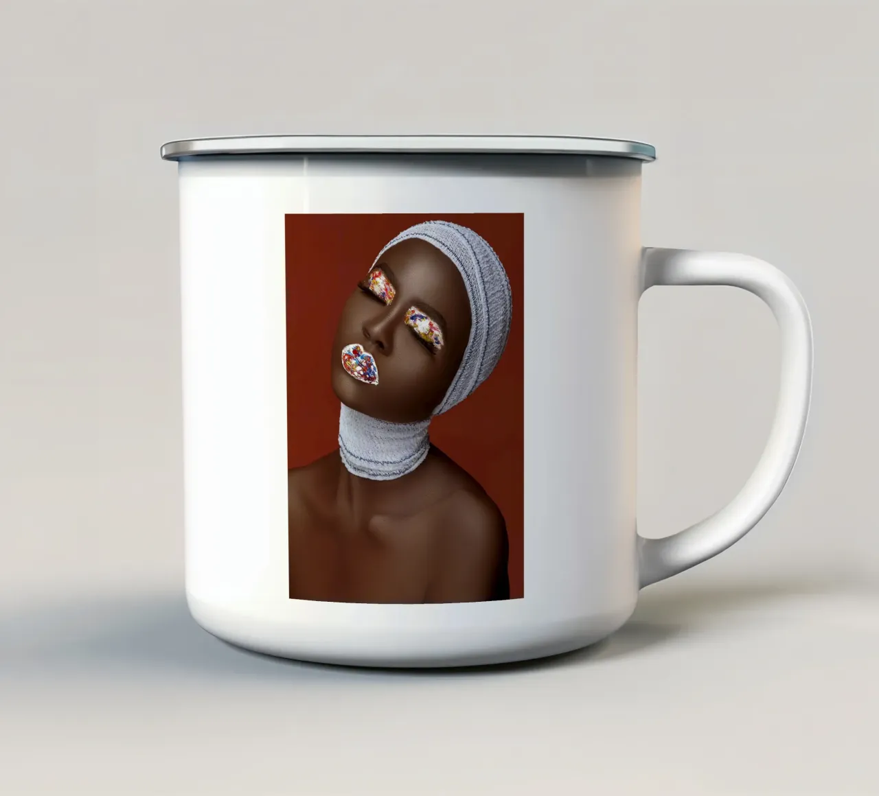 Afro Penda tazza in smalto da Mathudace Créas