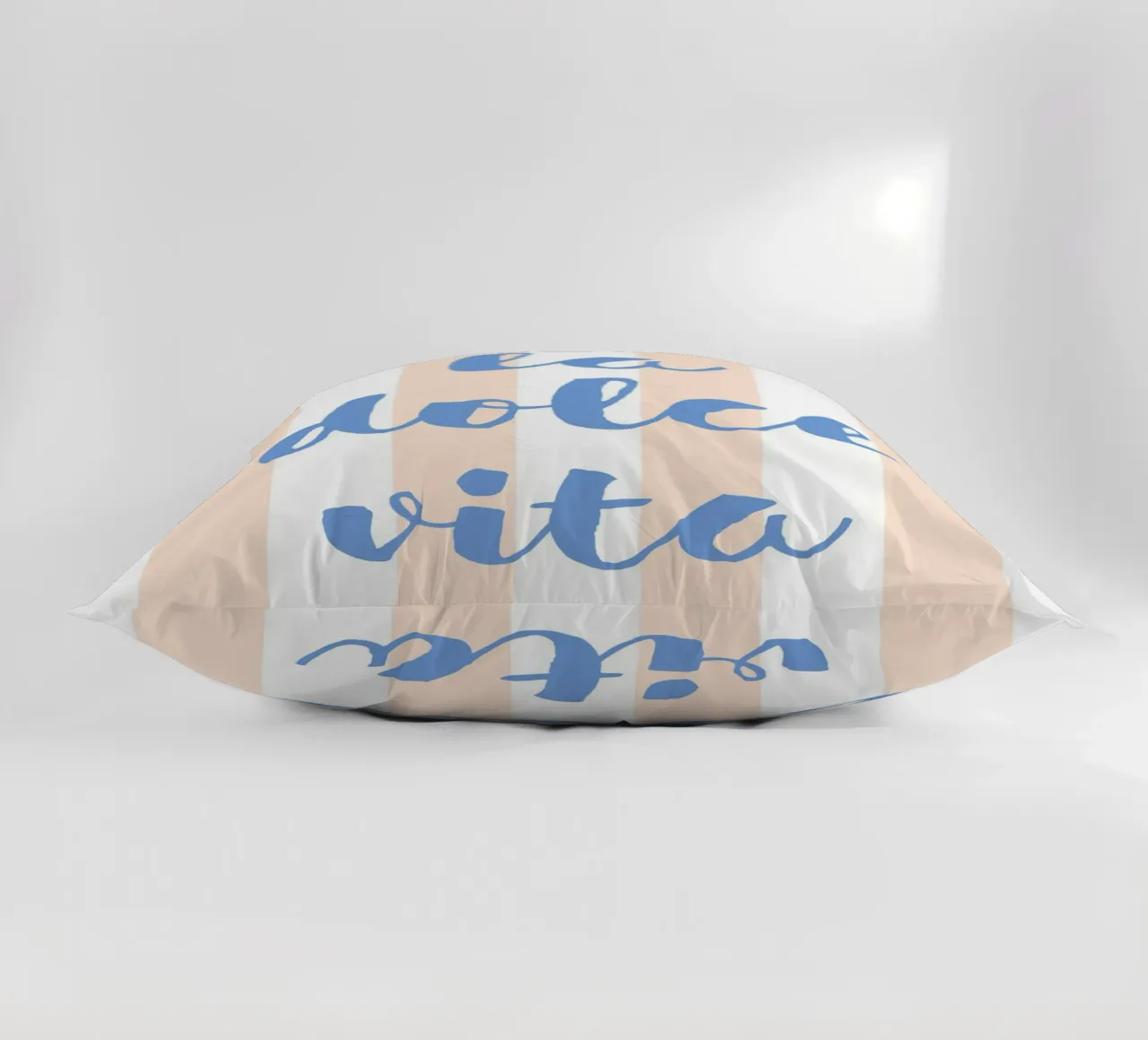 La Dolce Vita Print, Italian Quote Typography cuscino da pdigitalprints