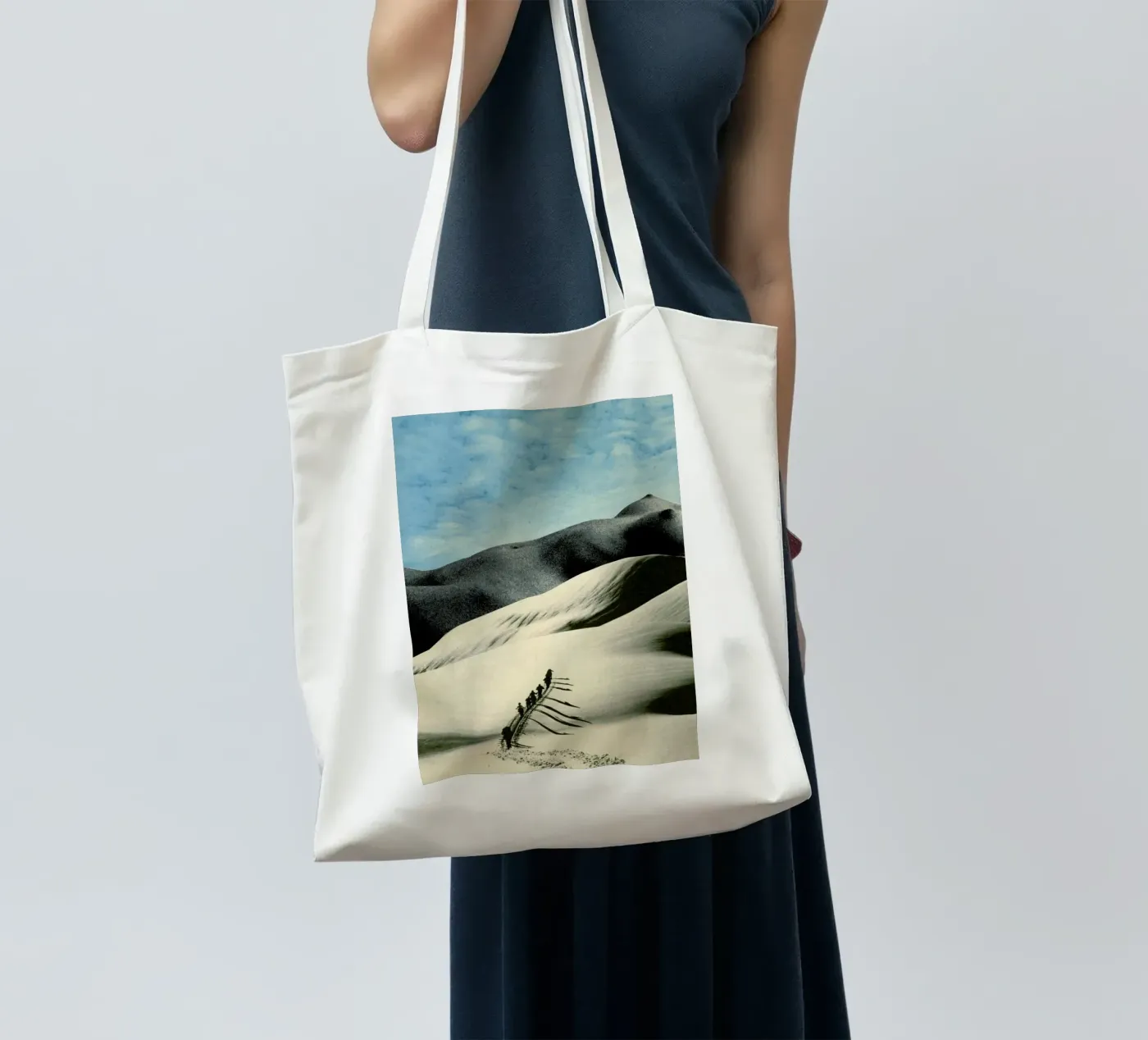 big push tote bag by Sammy Slabbinck