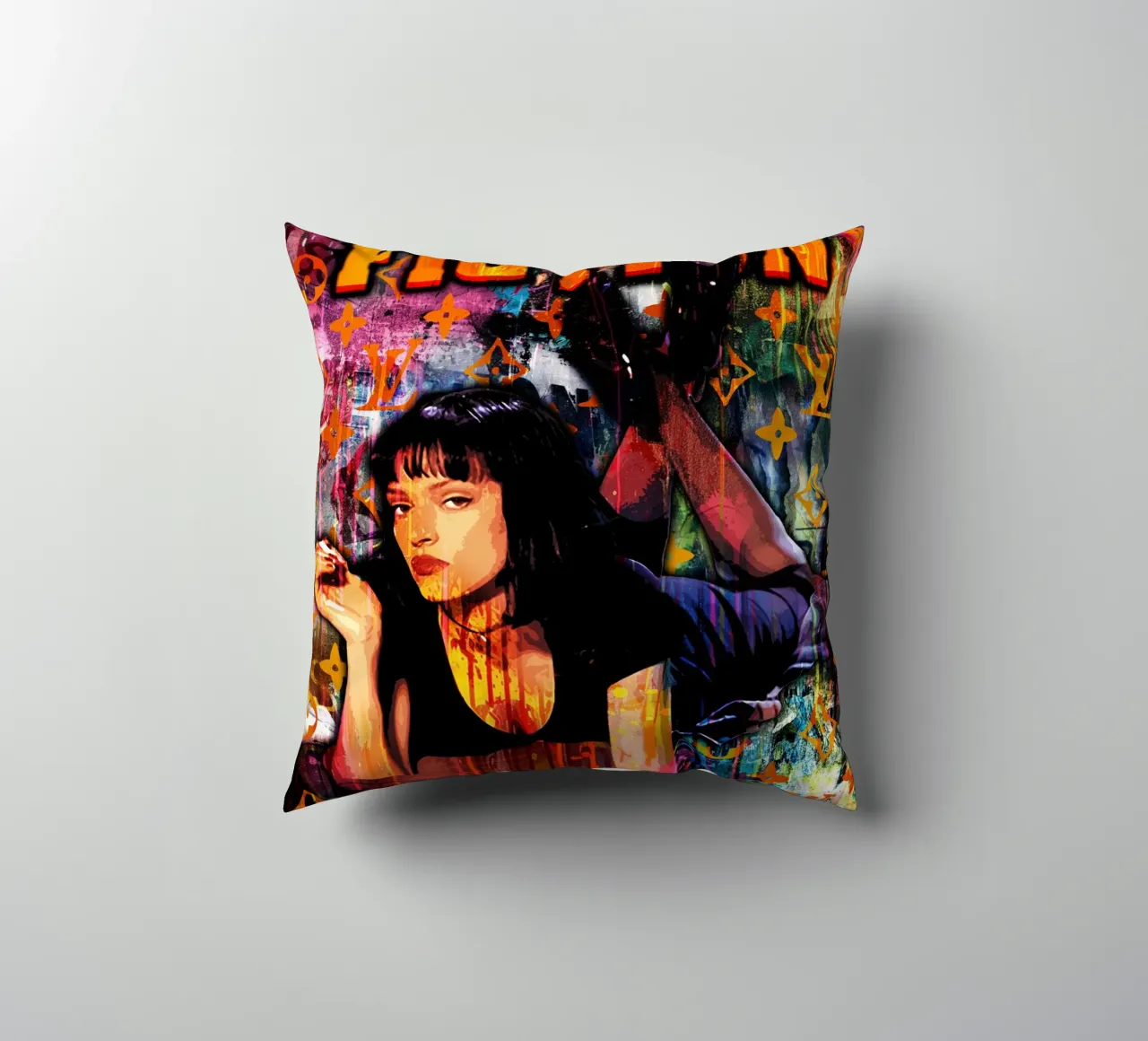 Pop Art Pulp Fiction Movie cuscino da FreeArtStudio