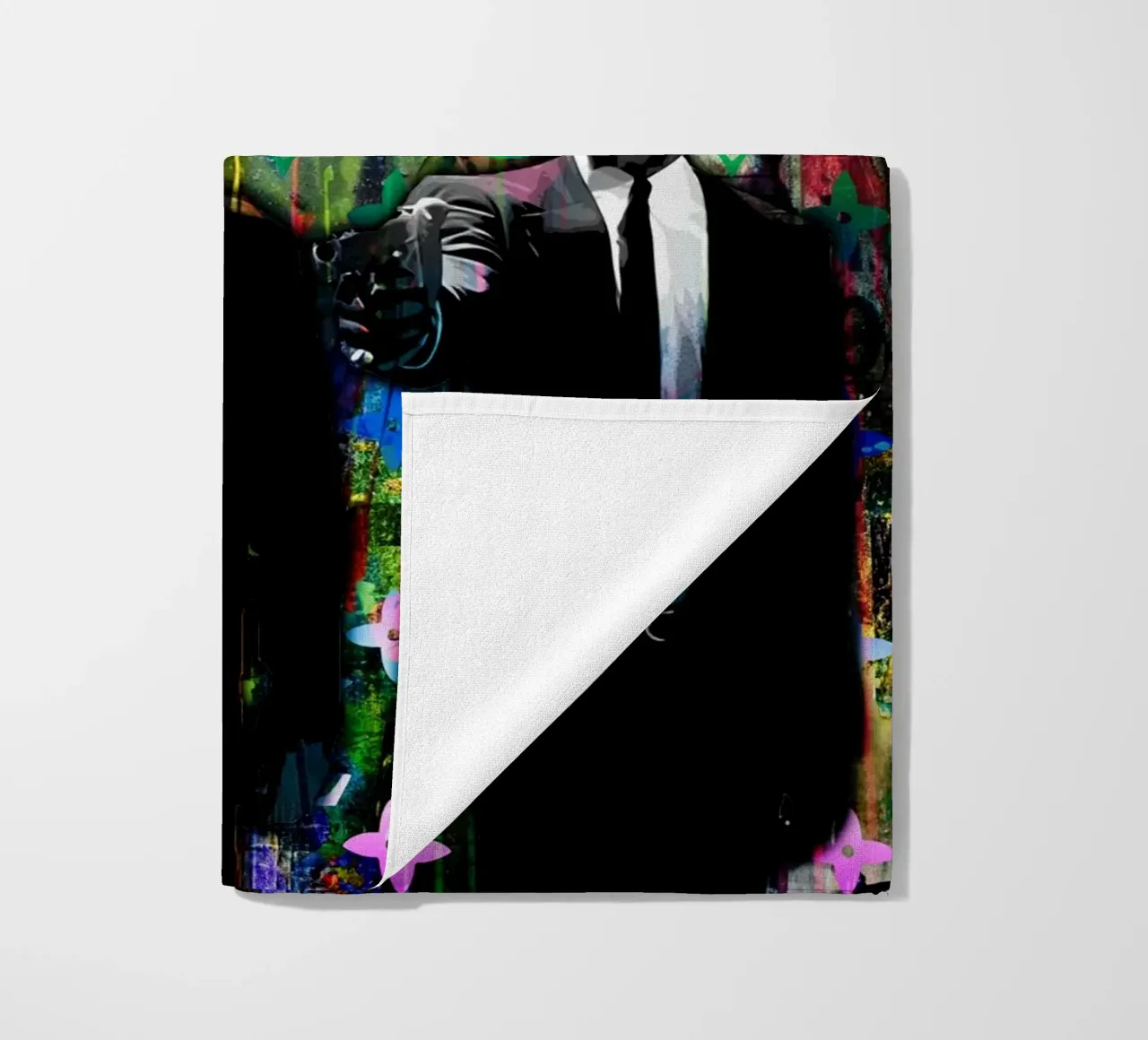 Pop Art Pup Fiction telo mare da FreeArtStudio