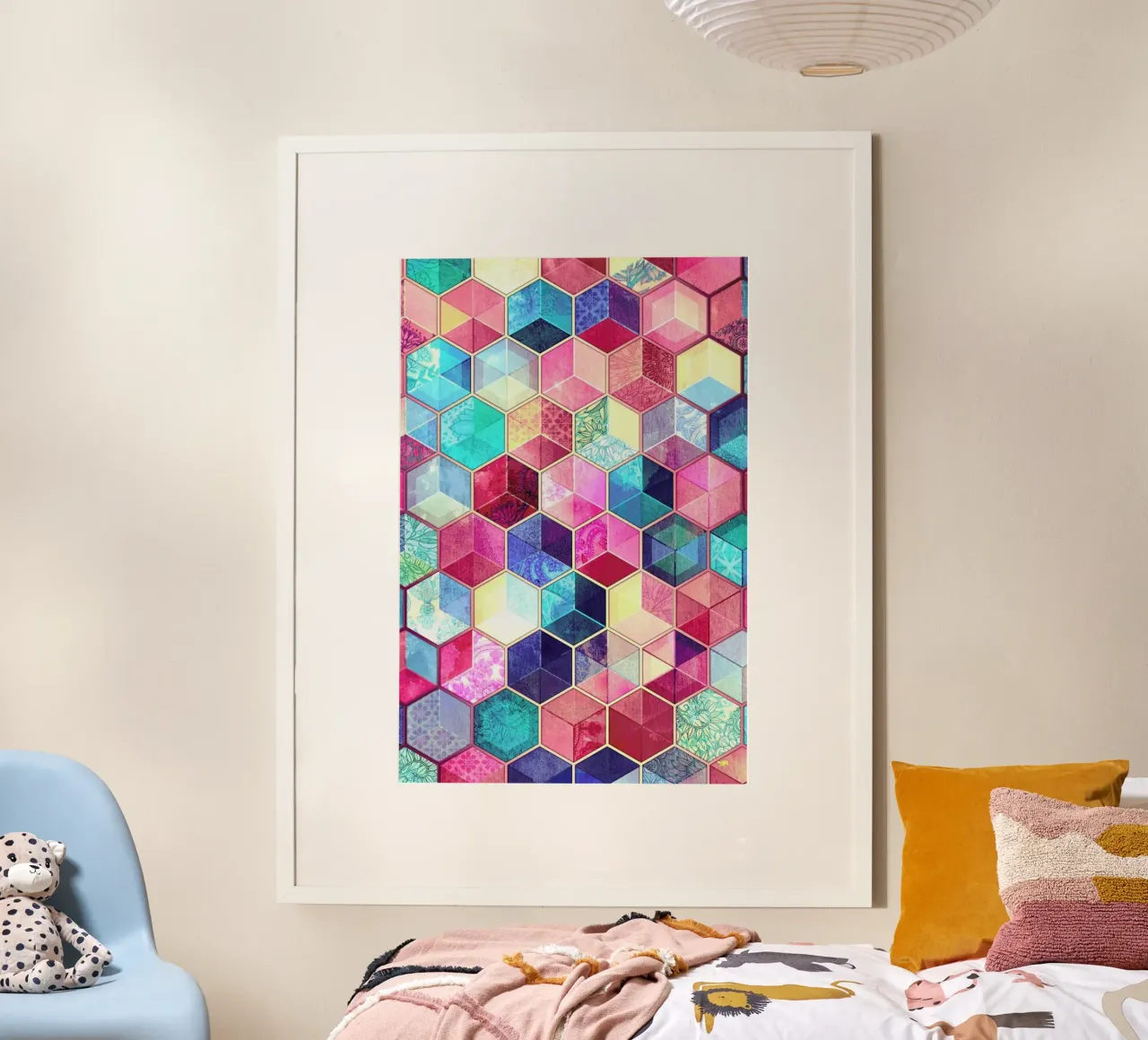 Topaz And Rubey Crystal Honeycomb Cubes poster con telaio in alluminio da Micklyn Le Feuvre