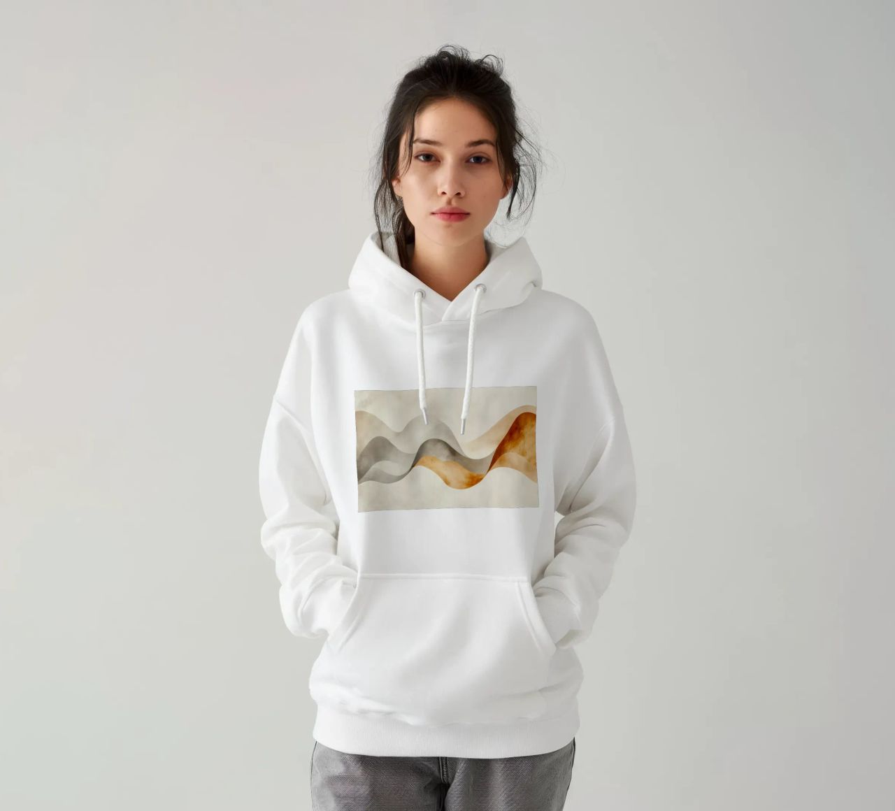 Serene Sands Whispering Waves Desert Bliss Harmony sudadera con capucha de Modern Muse