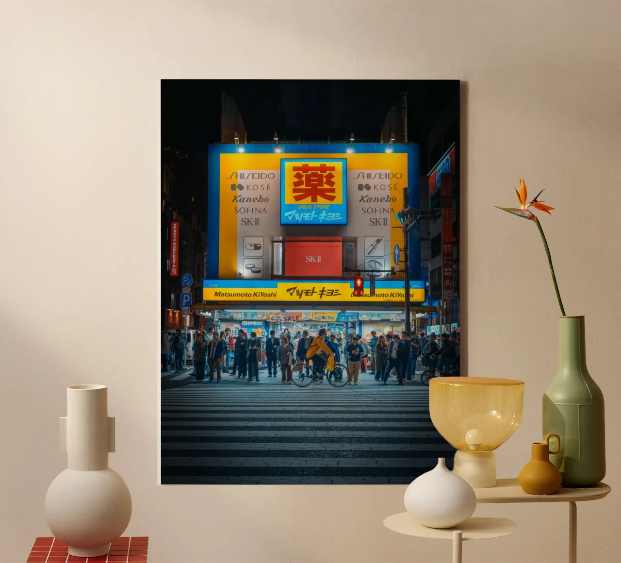 Scena notturna di strada ad Akihabara - Tokyo, Giappone tela con Cornice a cassetta da Marcel Bisig
