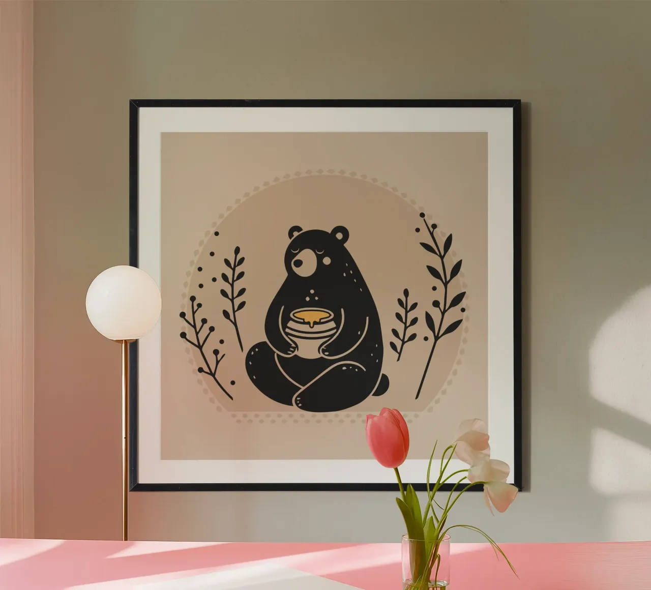 Orso bruno con vaso di miele - Bella illustrazione poster con telaio in plastica da namosh