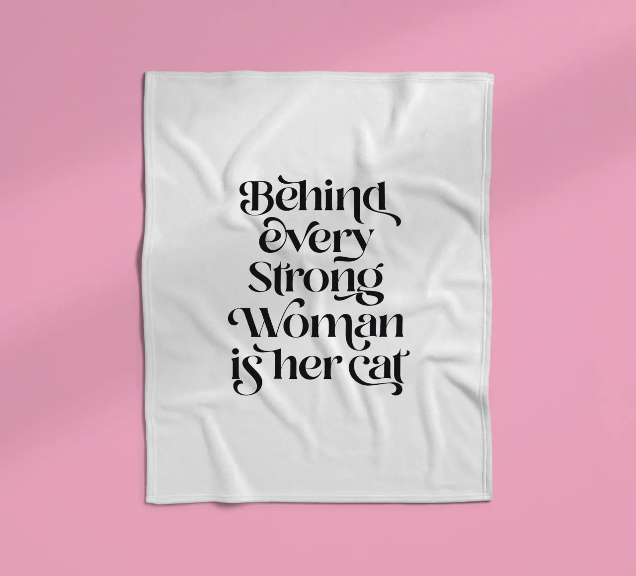 Her Cat, Her Strength - divertente arte tipografica in bianco e nero coperta in pile da Dominique Vari Words