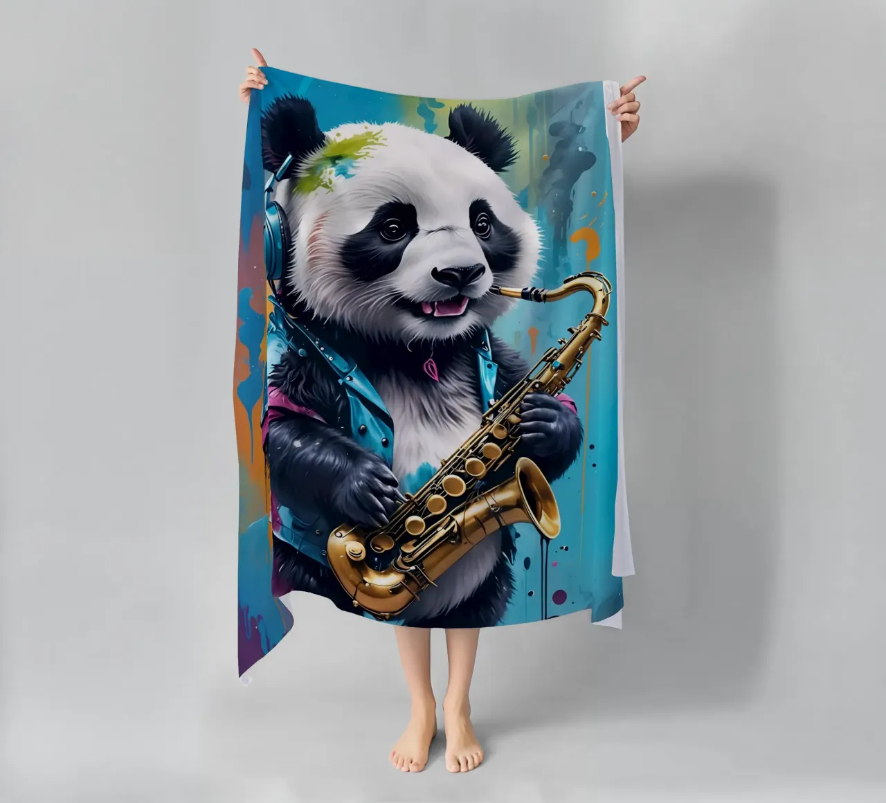 Piccolo panda con sassofono telo mare da MakArena