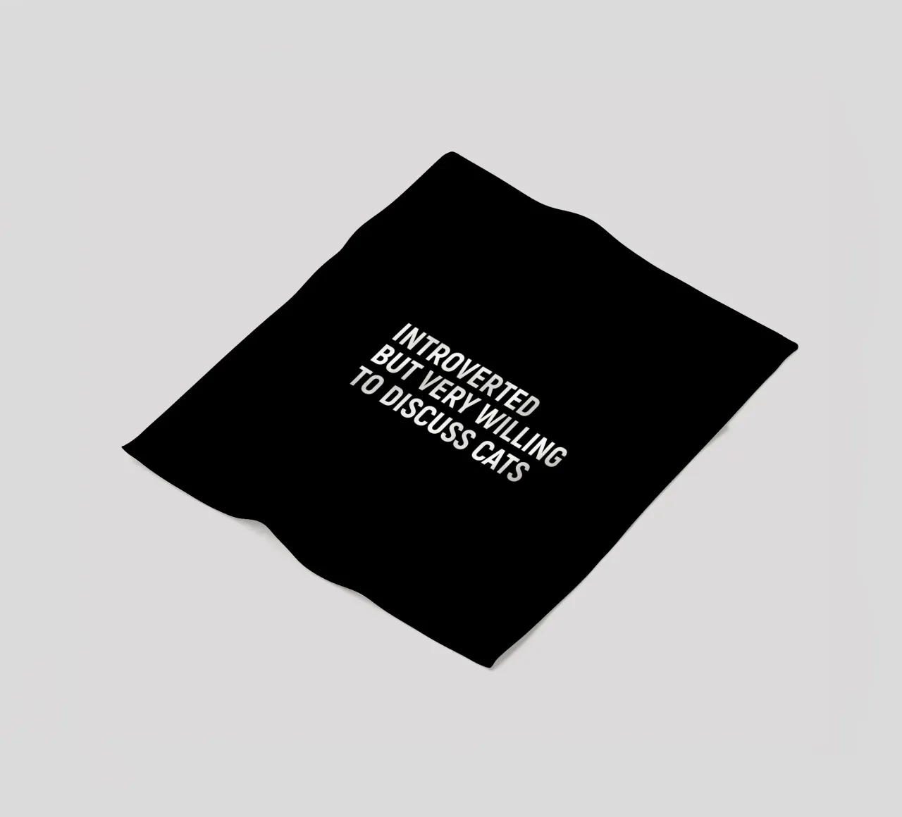 Introverted but very willing to discuss cats coperta in pile da happieeagle