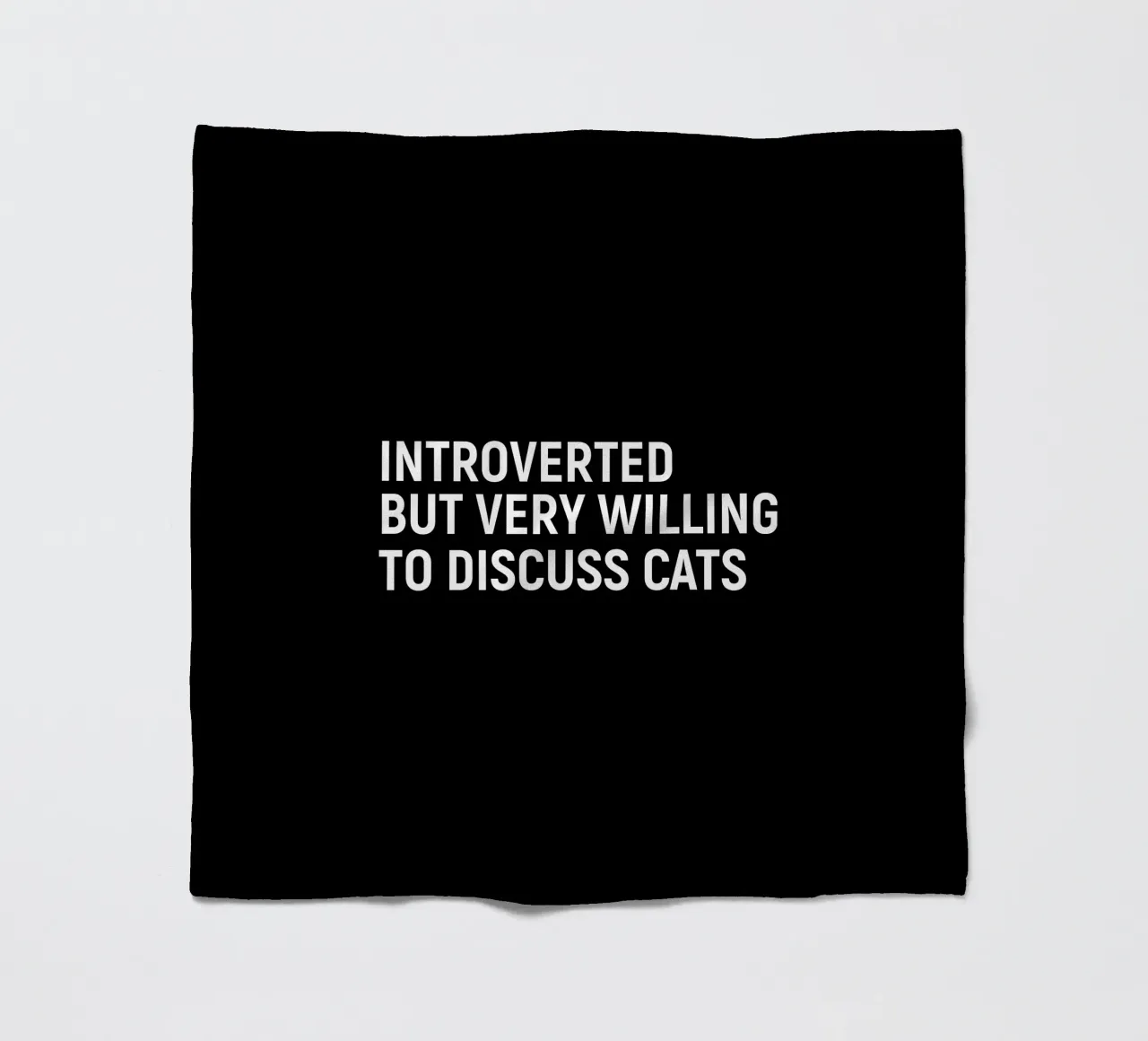 Introverted but very willing to discuss cats coperta in pile da happieeagle