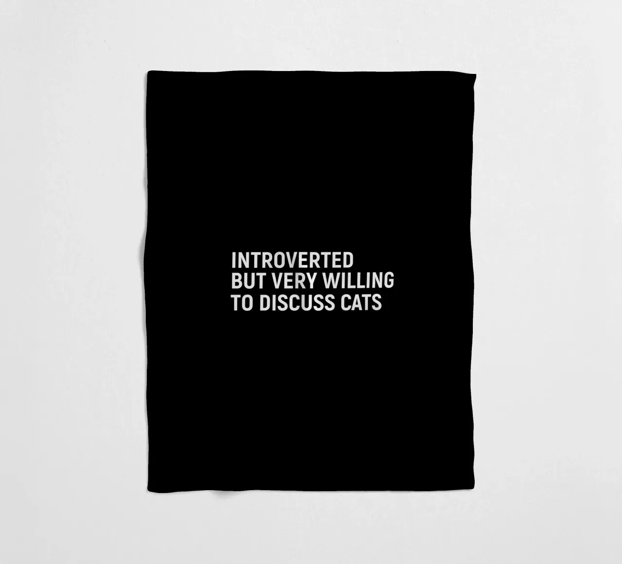 Introverted but very willing to discuss cats coperta in pile da happieeagle