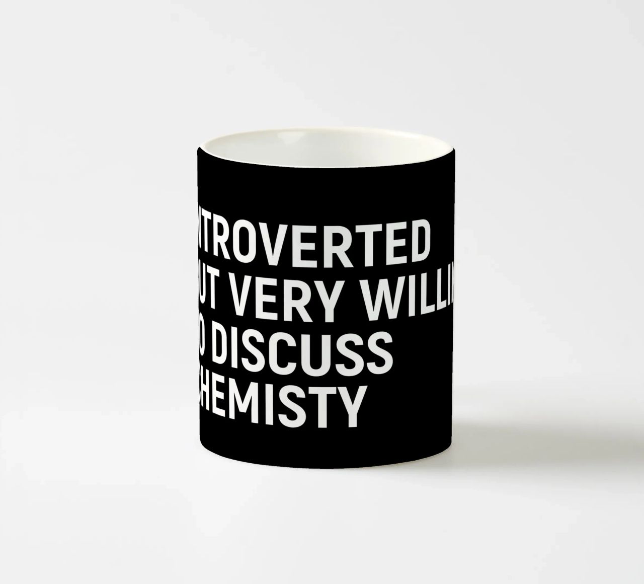 Introverted but very willing to discuss chemistry tazza in ceramica da happieeagle