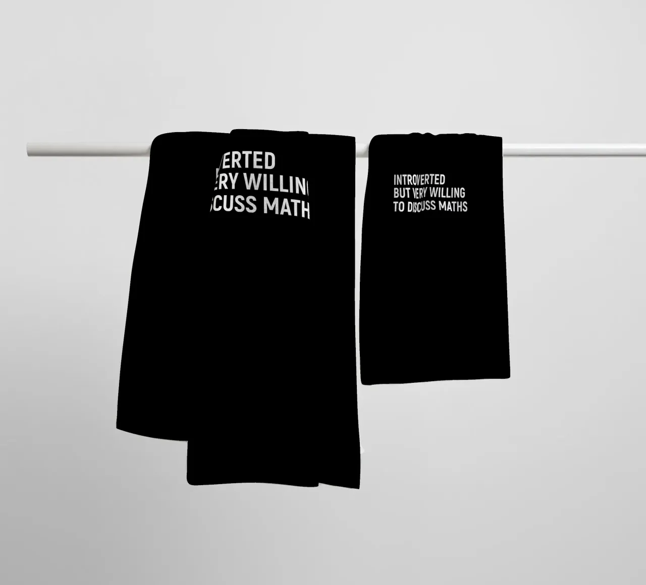 Introverted but very willing to discuss maths serviette de bain de happieeagle