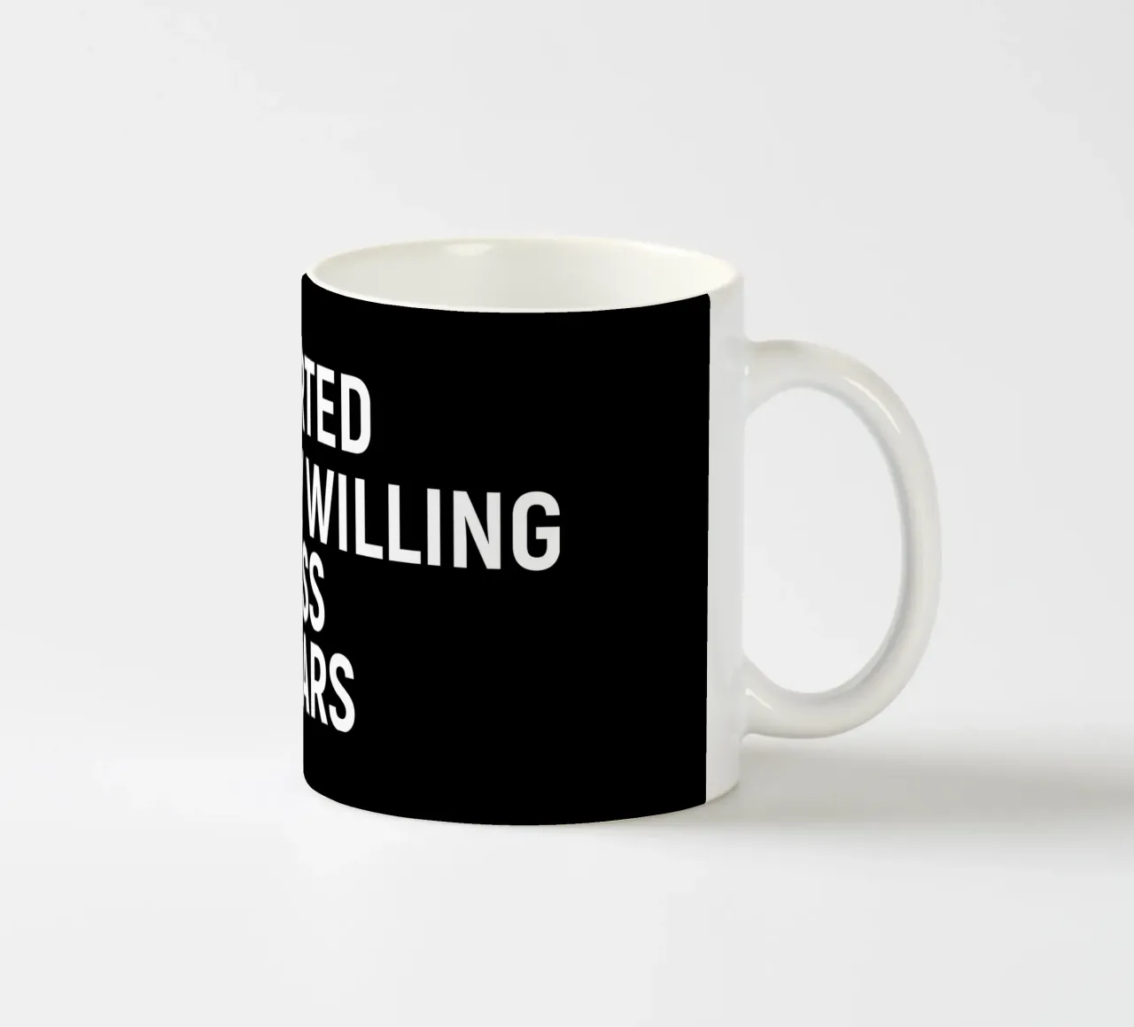 Introverted but very willing to discuss motor cars tazza in ceramica da happieeagle