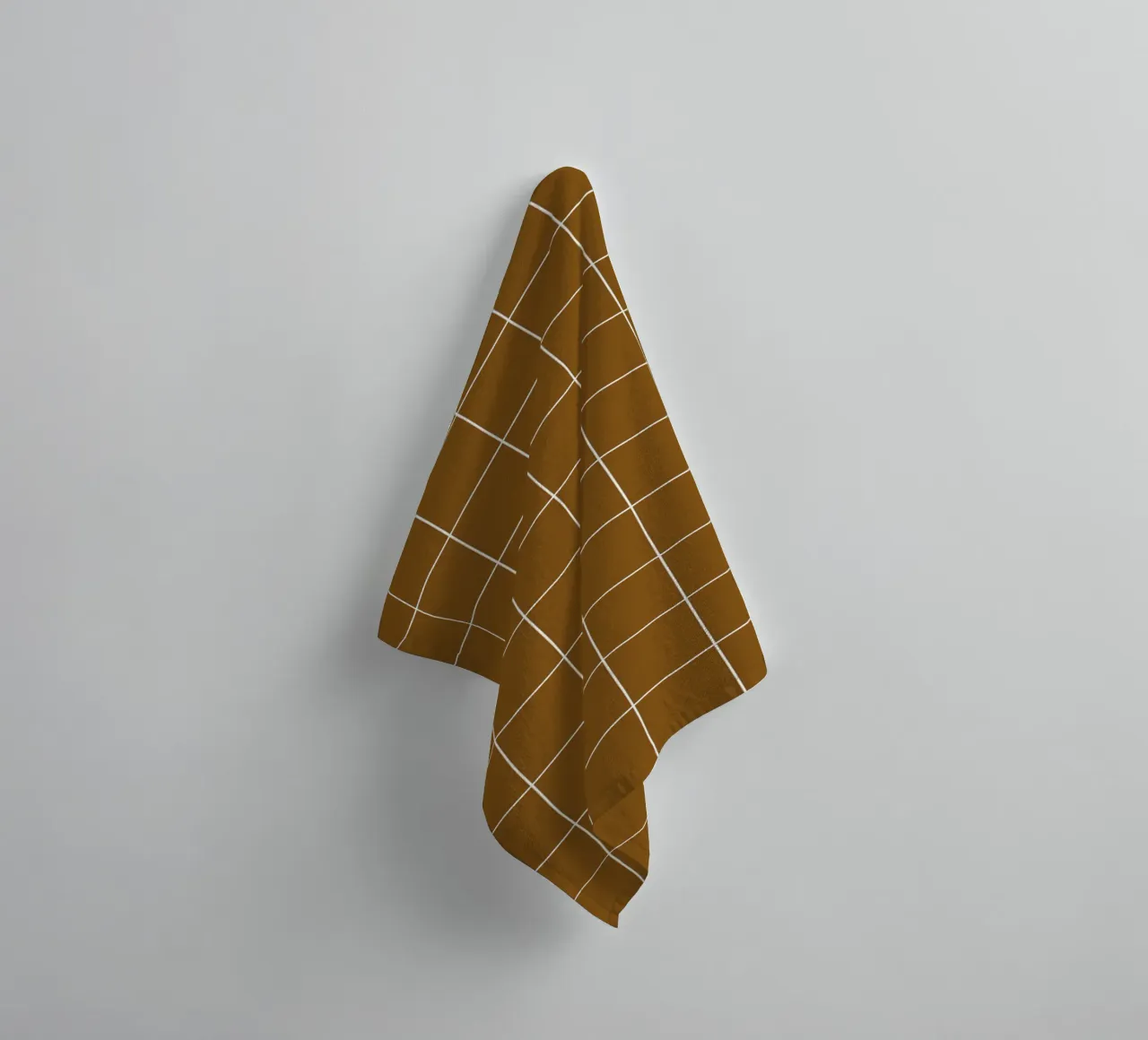 Basic Klassiek Chique Groot Raster | Wit op Donker Chocolade Bruin badhanddoek van Beauty in Simplicity