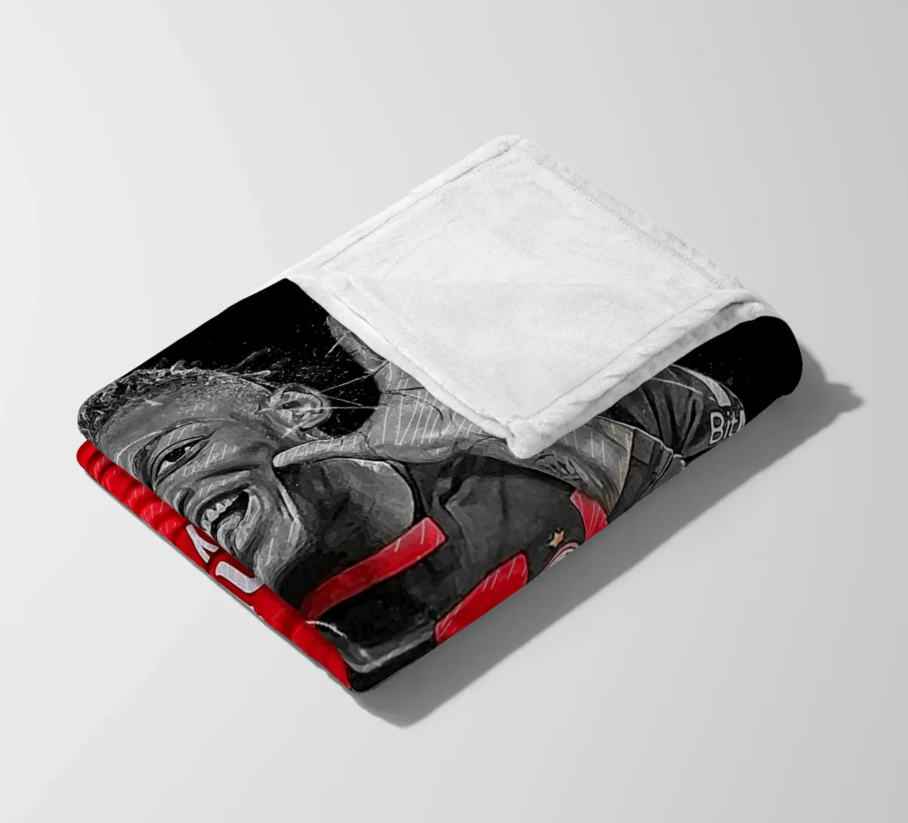 Rafael Leão coperta in pile da tenten