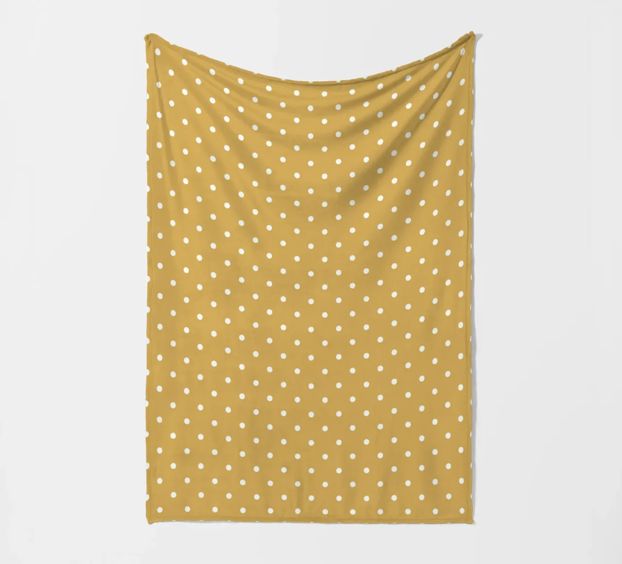 Minimal Basic Classic Polka Dots | Bianco su giallo senape coperta in pile da Beauty in Simplicity