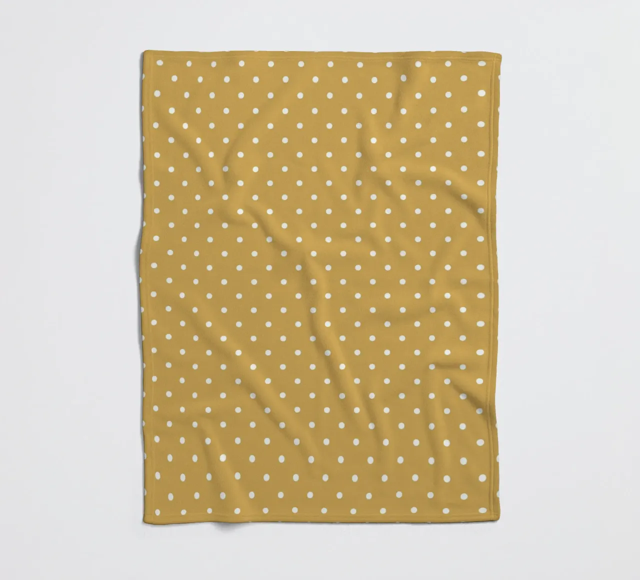 Minimal Basic Classic Polka Dots | Bianco su giallo senape coperta in pile da Beauty in Simplicity