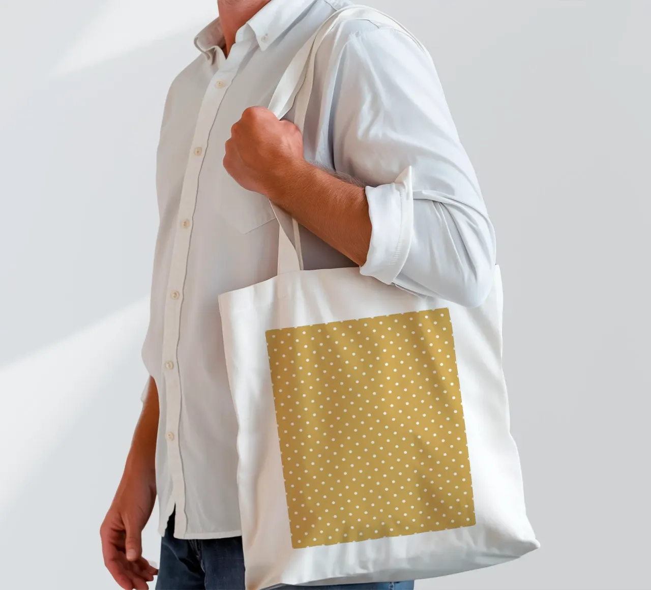 Minimal Basic Classic Polka Dots | Bianco su giallo senape borsa in juta da Beauty in Simplicity