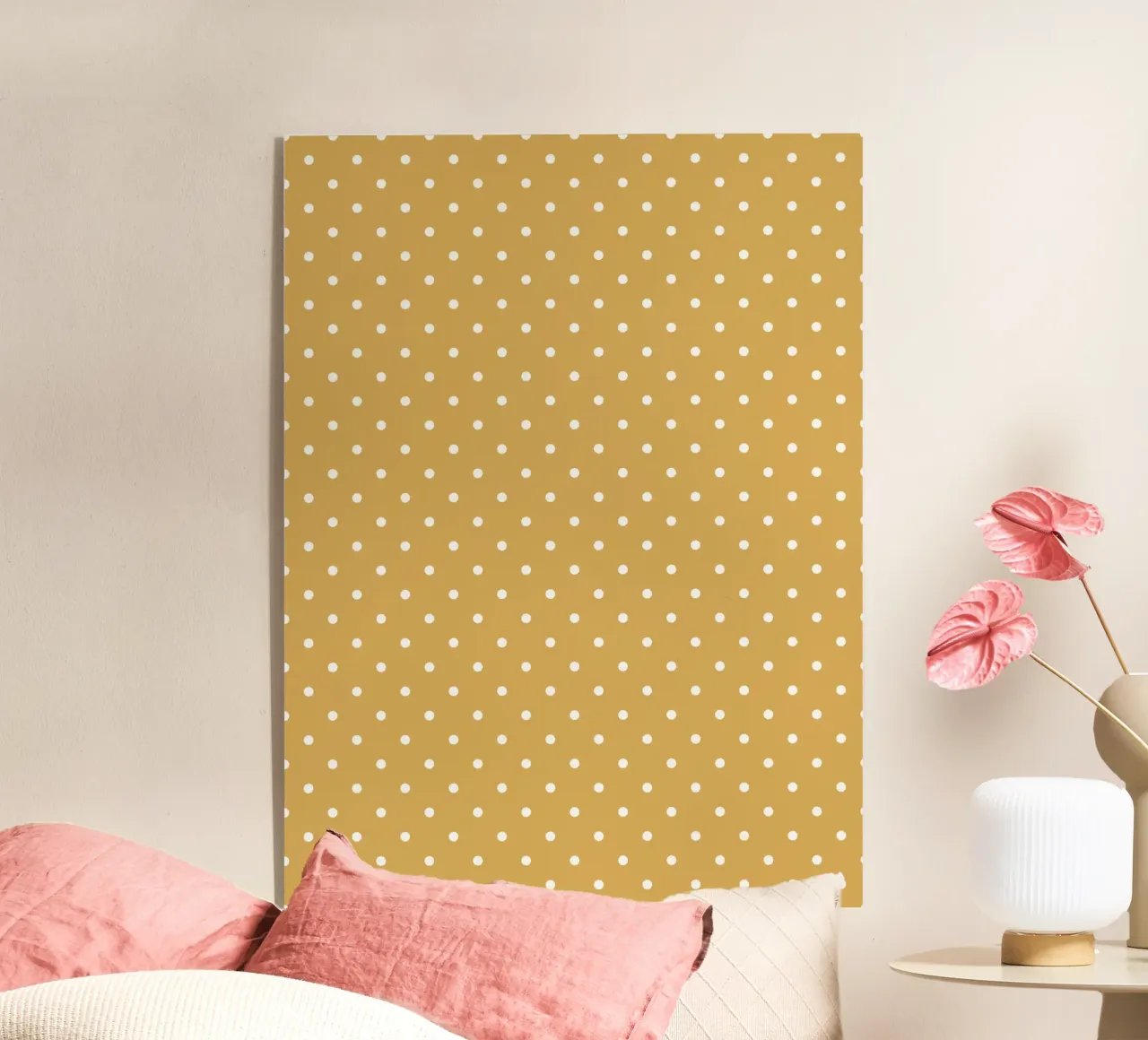 Minimal Basic Classic Polka Dots | Bianco su giallo senape plexiglass da Beauty in Simplicity