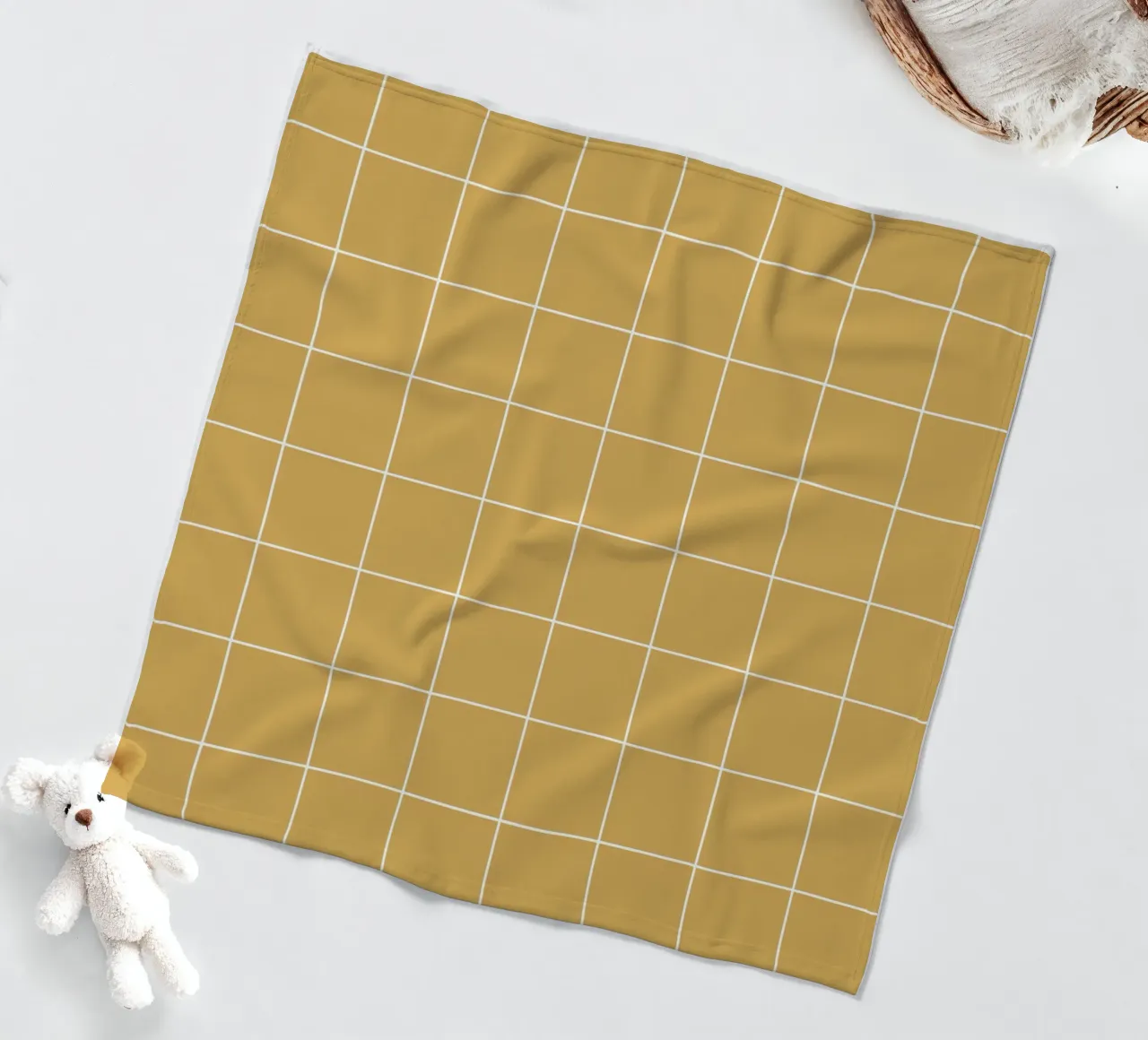 Minimal Basic Klassiek Groot Raster | Wit op Mosterdgeel fleecedeken van Beauty in Simplicity