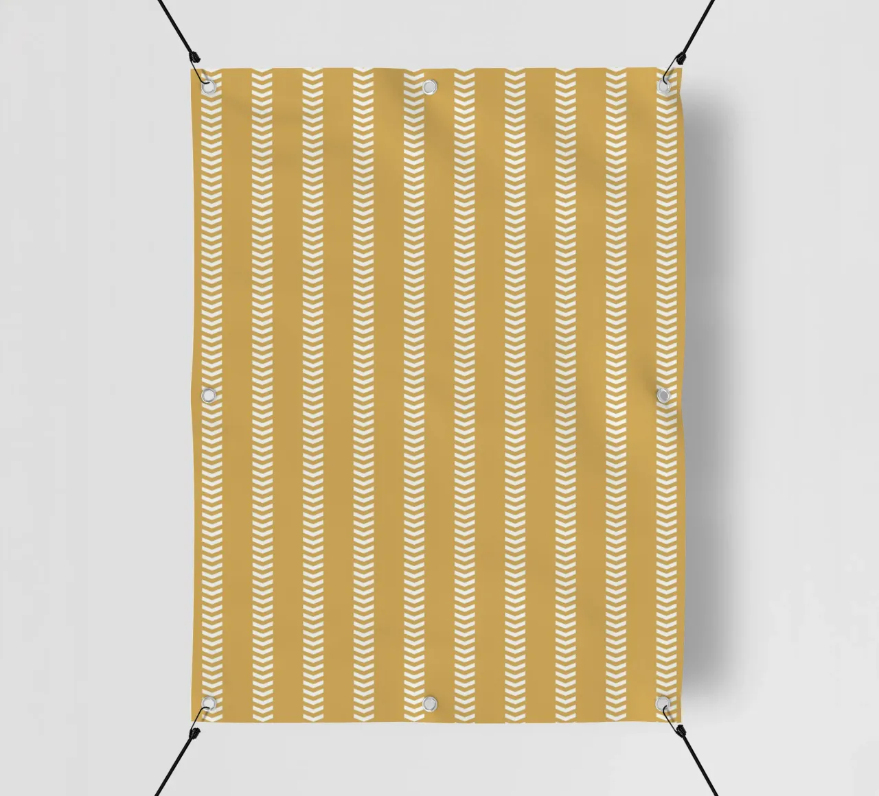 Basic Chic Mudcloth Frecce a strisce bianche su giallo senape telo in pvc da Beauty in Simplicity