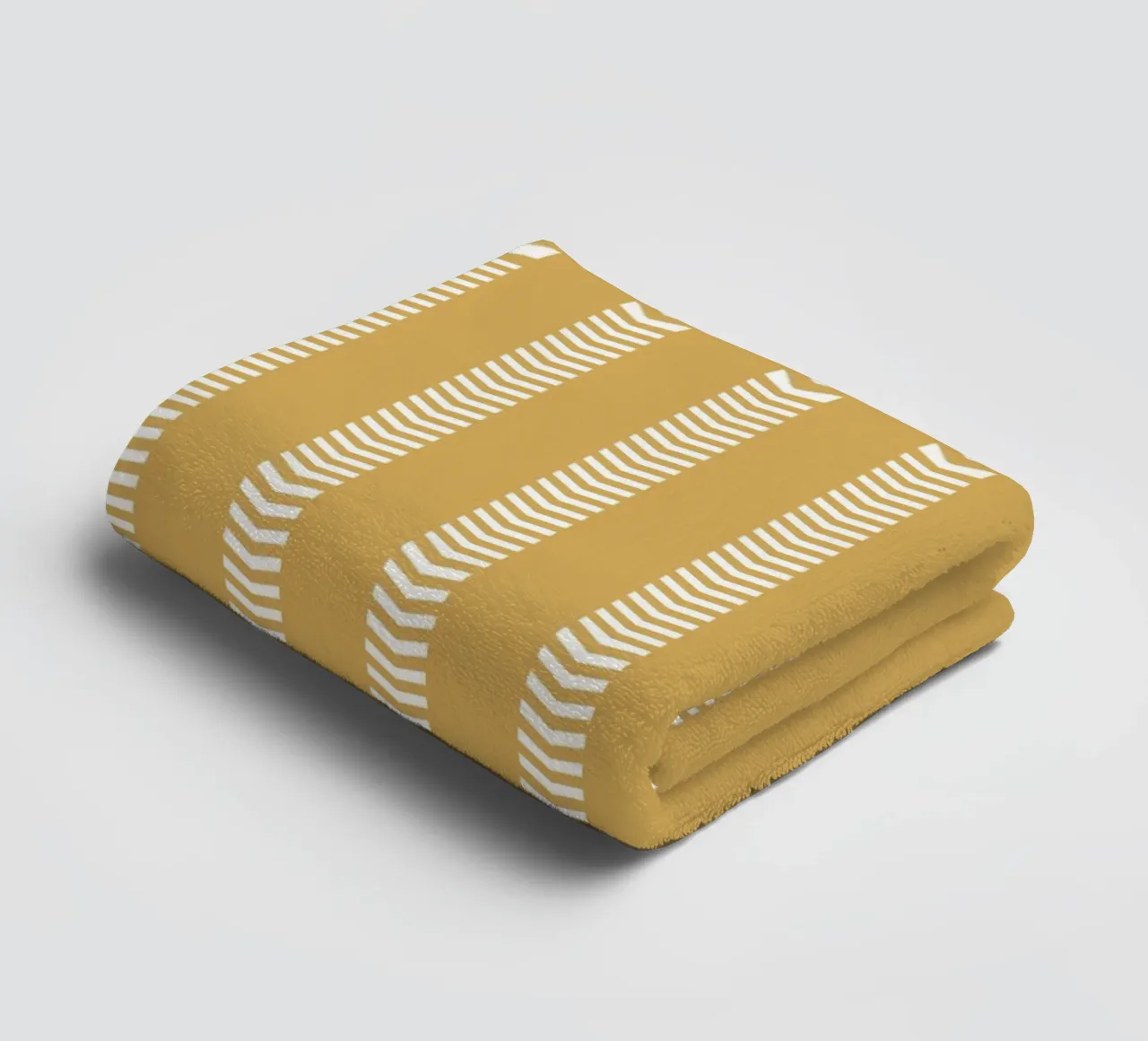 Basic Chic Mudcloth Flèches rayées | Blanc sur Jaune moutarde serviette de bain de Beauty in Simplicity