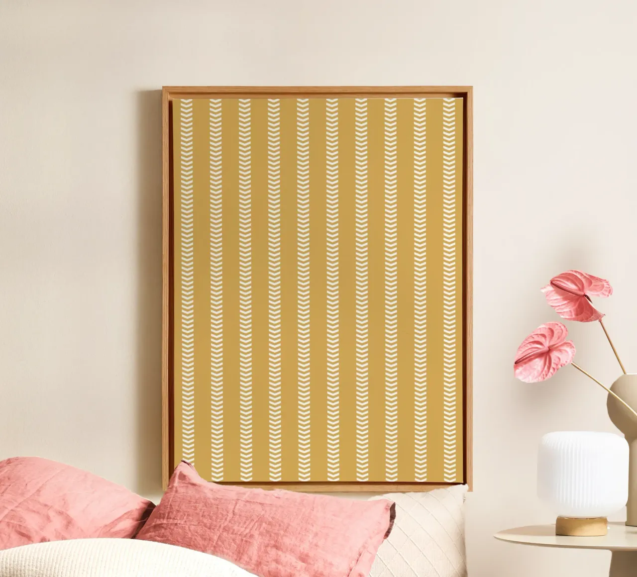 Basic Chic Mudcloth Gestreifte Pfeile | Weiß auf Senfgelb Leinwand von Beauty in Simplicity