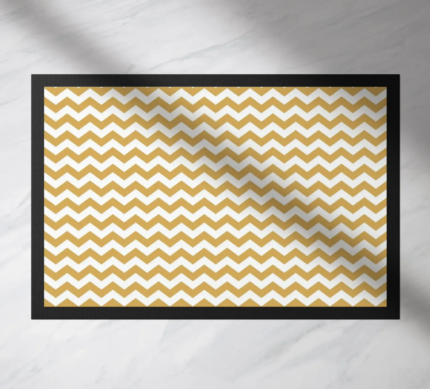 Minimal Chic Basic Chevron | Bianco e giallo senape scuro zerbino da Beauty in Simplicity