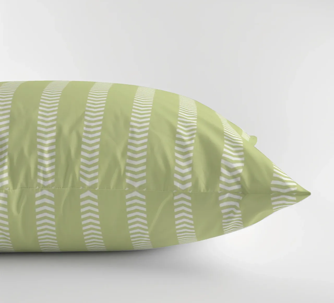 Frecce a strisce Basic Mudcloth | Bianco su verde tenue pastello cuscino da Beauty in Simplicity