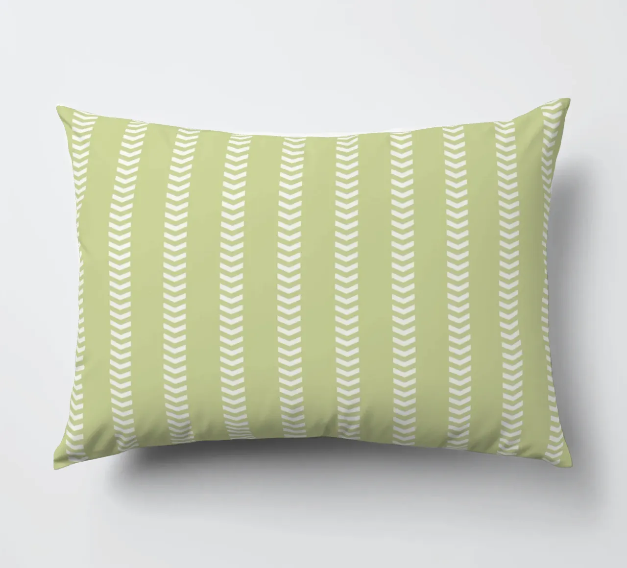 Frecce a strisce Basic Mudcloth | Bianco su verde tenue pastello cuscino da Beauty in Simplicity