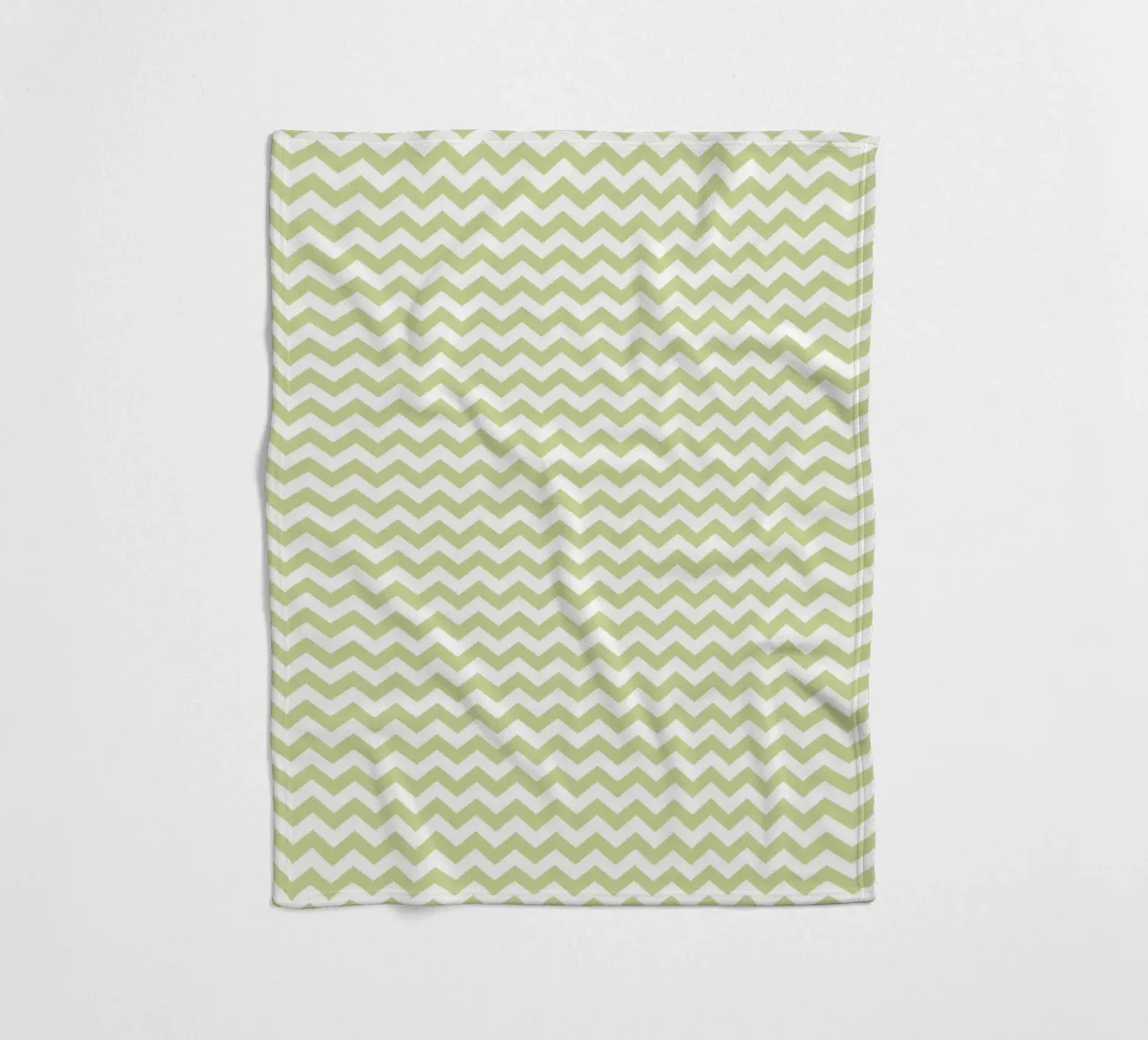 Minimal Chic Basic Standard Chevron | Bianco e verde pastello coperta in pile da Beauty in Simplicity