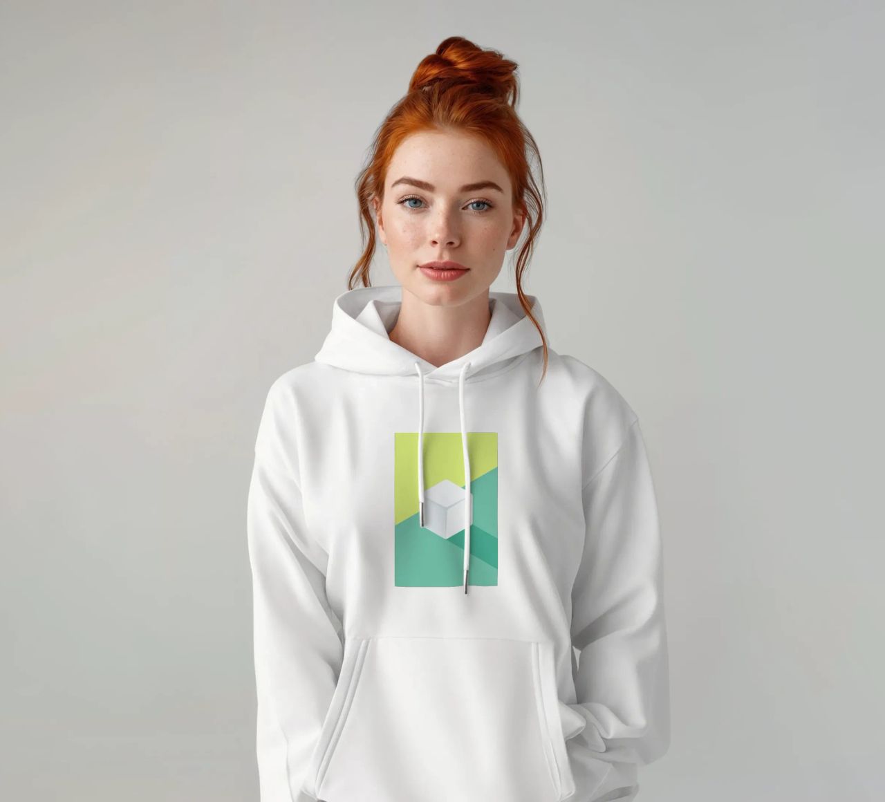 Sugarcube felpa con cappuccio da BLAEK Design Studio
