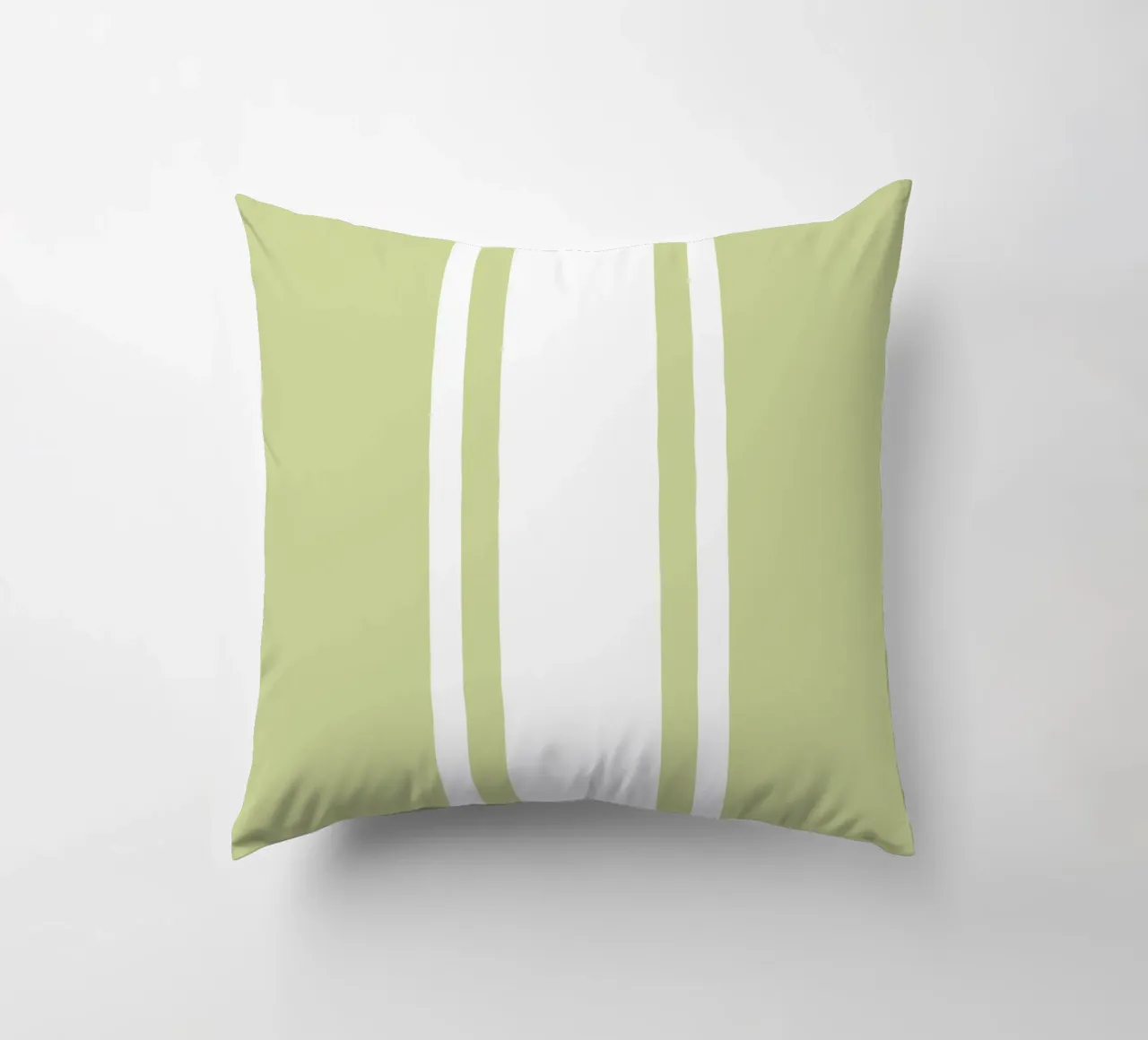 Basic Chic Scandi a righe centrate 1 | Bianco su verde tenue cuscino da Beauty in Simplicity