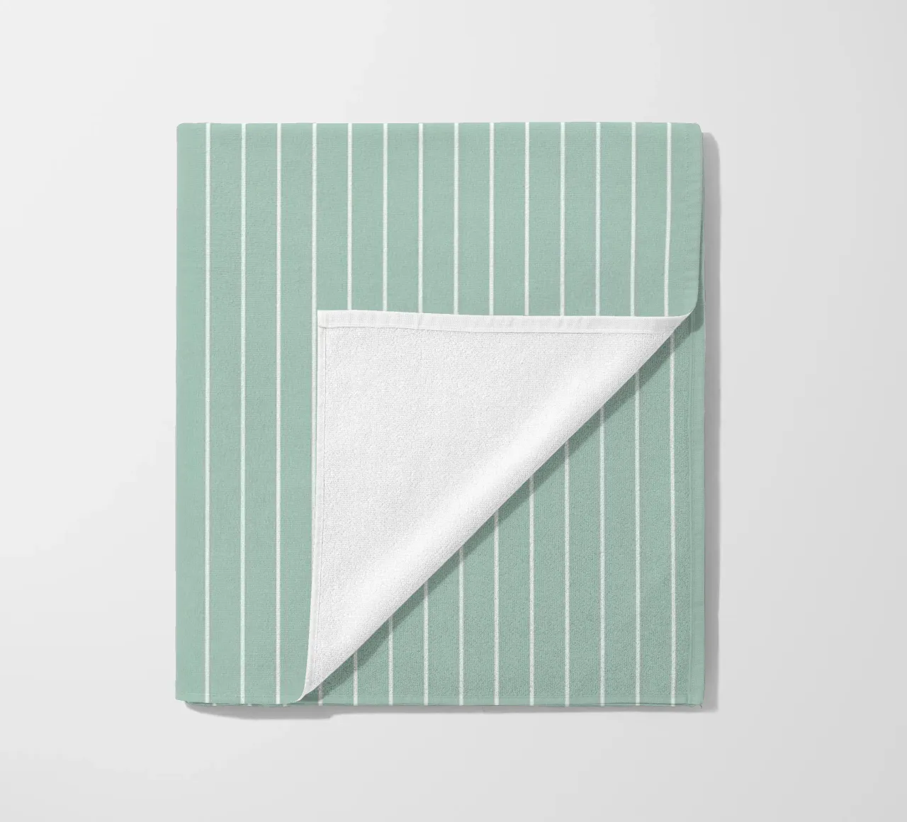 Minimal Basic Classic Pinstripe | Bianco su Soft Blue Green telo mare da Beauty in Simplicity