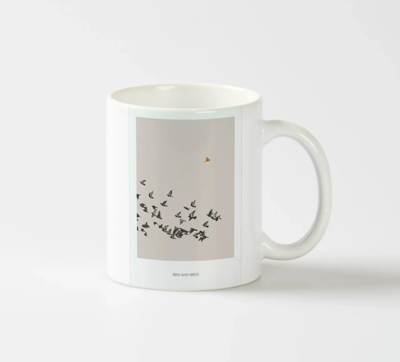 Bird And Birds tazza in ceramica da Sarah Bühler