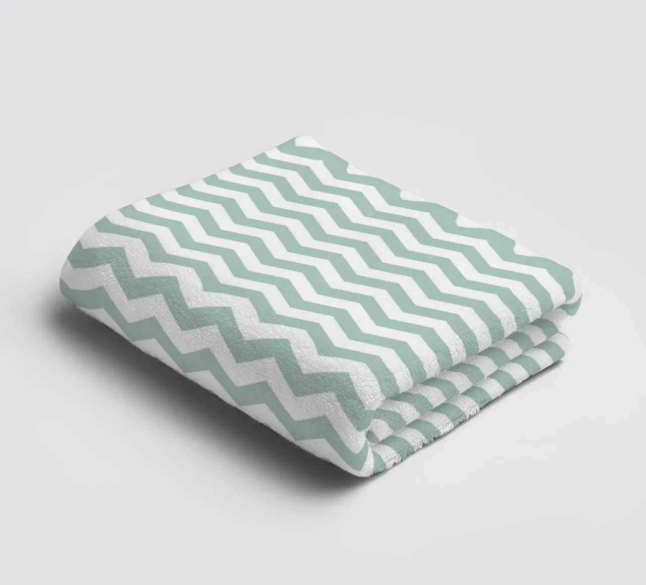 Minimal Chic Basic Chevron | Bianco e Verde Blu Soft asciugamano da bagno da Beauty in Simplicity