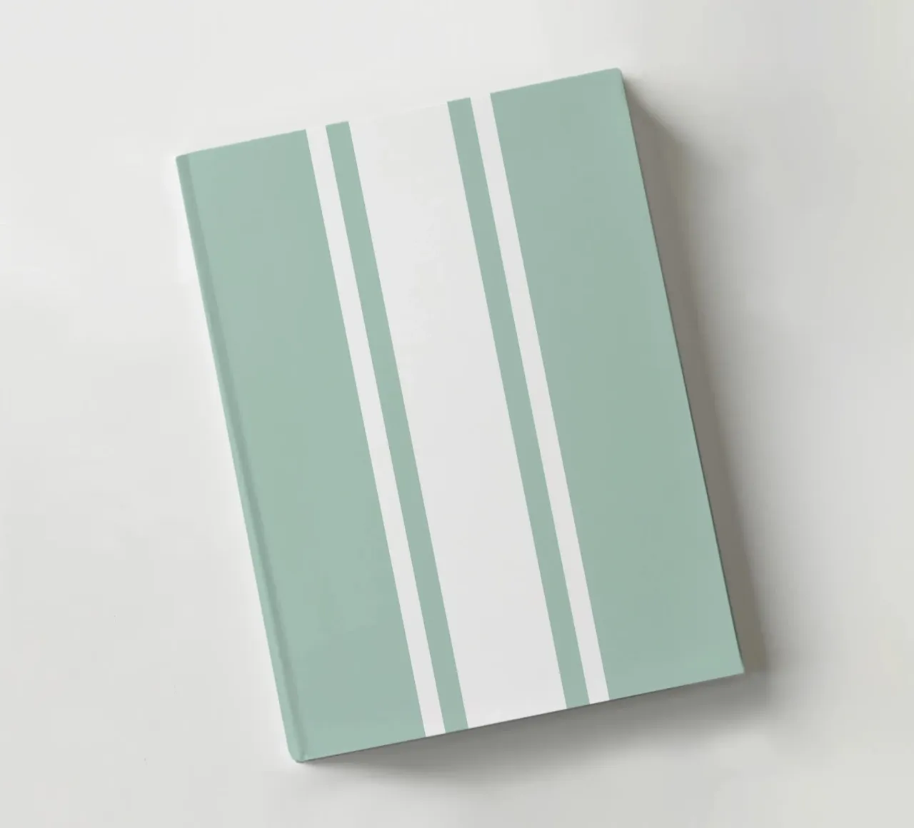 Basic Scandi Centered Stripes 1 | White on Soft Blue Green carnet de notes de Beauty in Simplicity